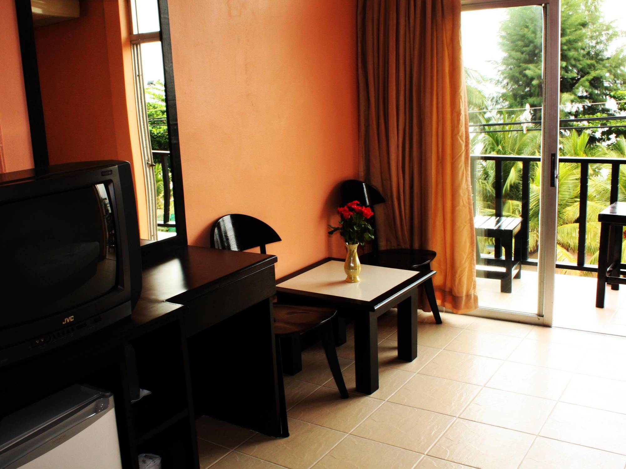 Opal House Hotel & Restaurant Ban Nong Tabaek Exterior photo